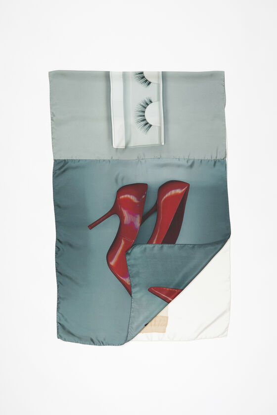 Acne Studios Seidenschal mit Print von Katerina Jebb Laufsteg-Show Clearance-Verkauf
