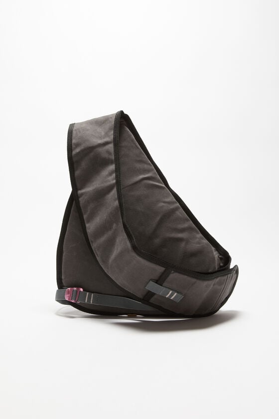 Acne Studios Sling-Rucksack Begrenzt auf 3 Tage