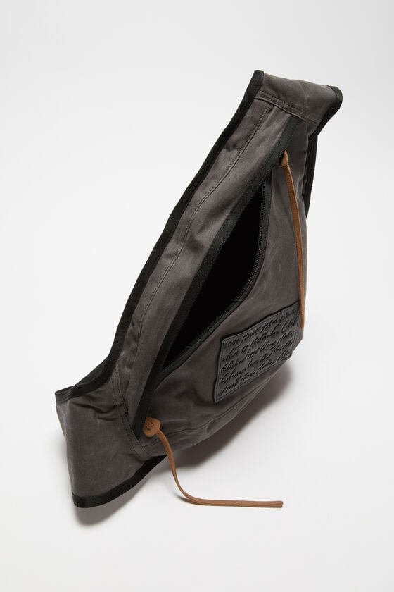 Acne Studios Sling-Rucksack Begrenzt auf 3 Tage
