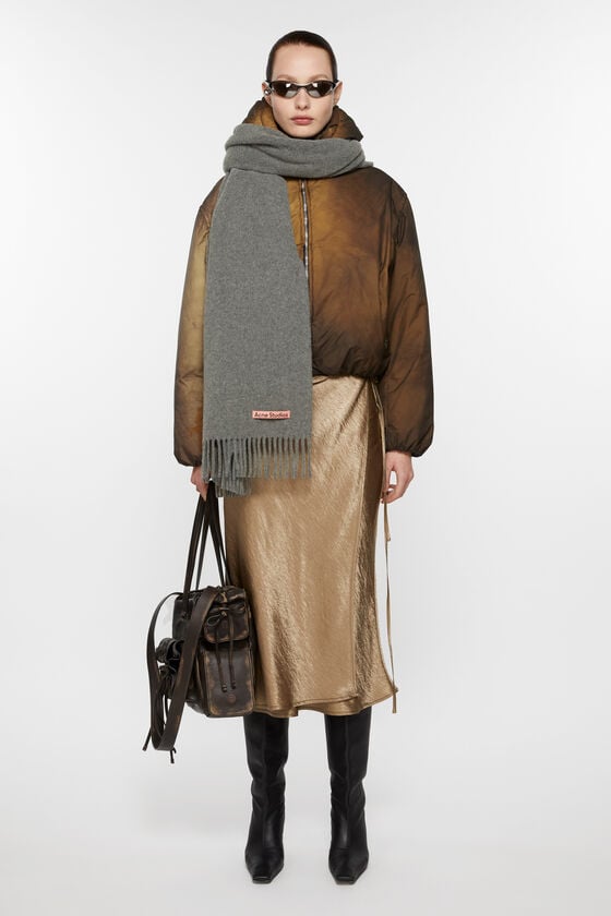 Acne Studios Oversized-Wollschal mit Fransen Im Verkauf