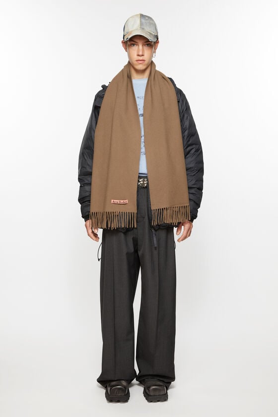 Acne Studios Schmaler Fransen-Schal aus Wolle Outlet