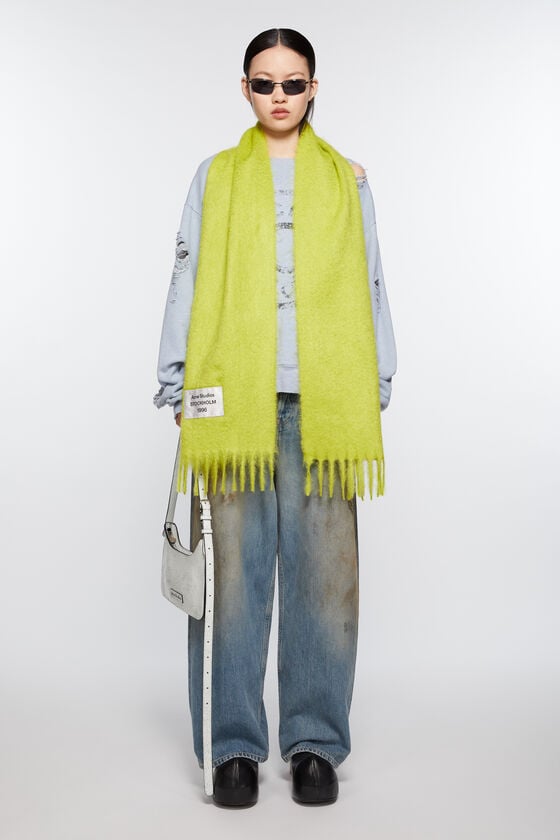 Acne Studios Fransen-Schal aus Alpaka Auslauf