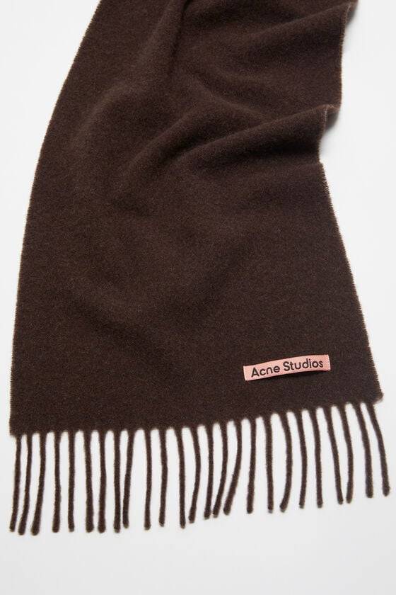 Acne Studios Schmaler Fransen-Schal aus Wolle Meist gekauft