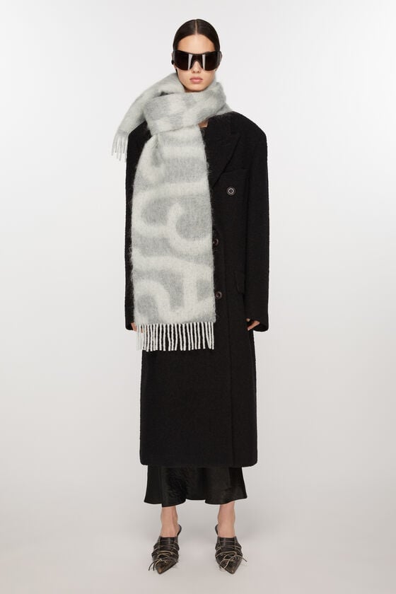 Acne Studios Logo-Schal Saisonschlussverkauf