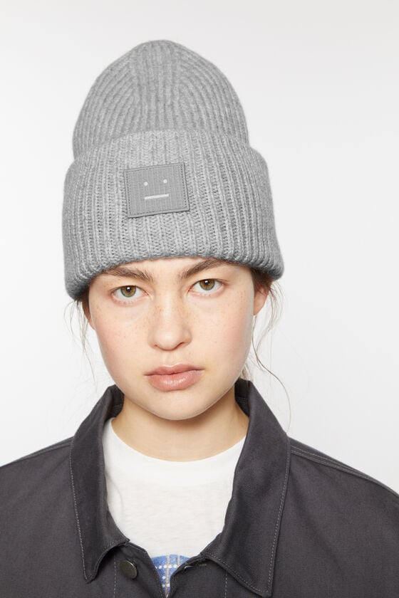 Acne Studios Mütze mit großem Face-Logo Black Friday