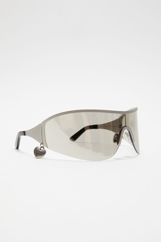 Acne Studios Sonnenbrille mit Metallrahmen Blitzangebot