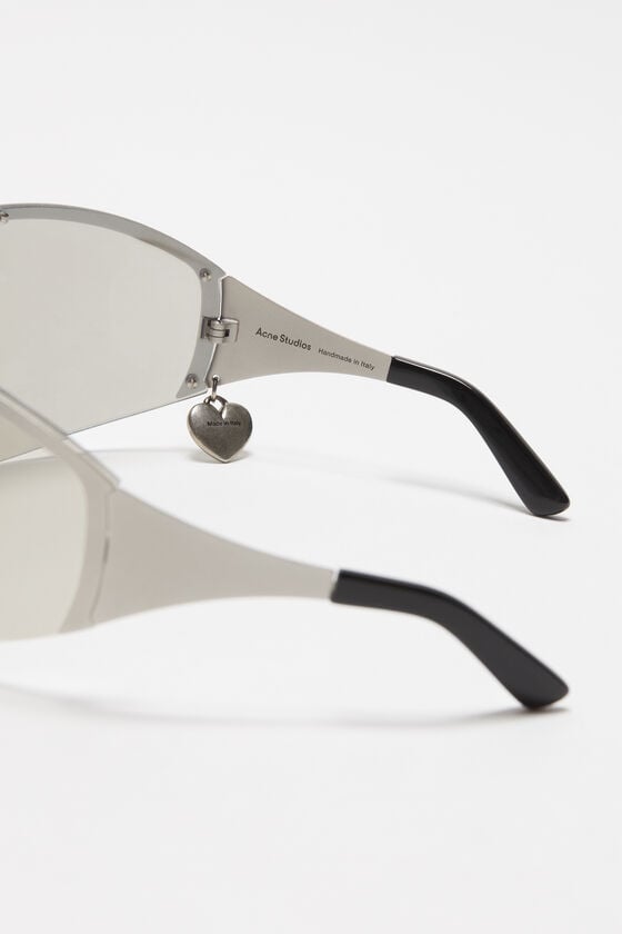 Acne Studios Sonnenbrille mit Metallrahmen Blitzangebot