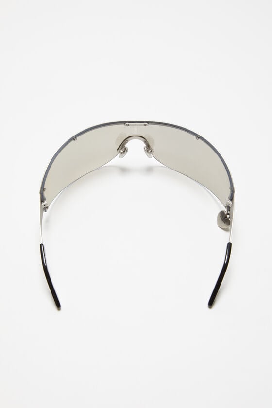Acne Studios Sonnenbrille mit Metallrahmen Blitzangebot