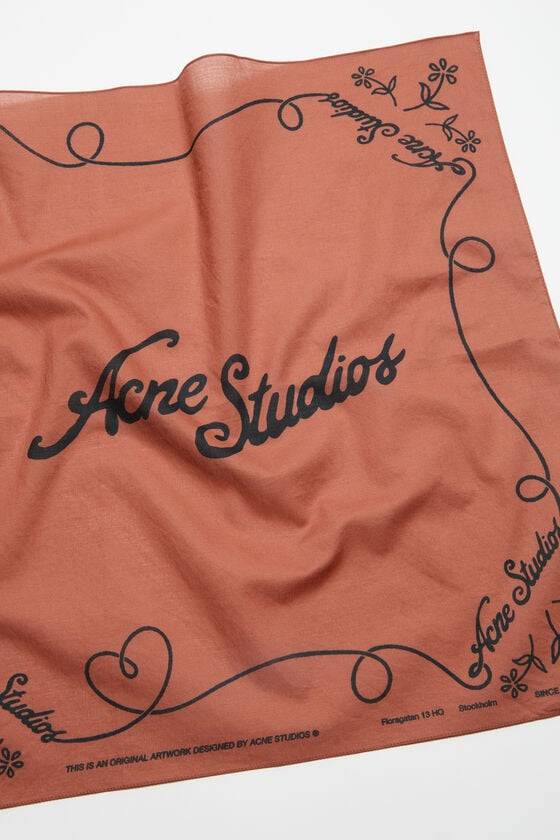 Acne Studios Leichter Schal mit Print Tägliche Deals