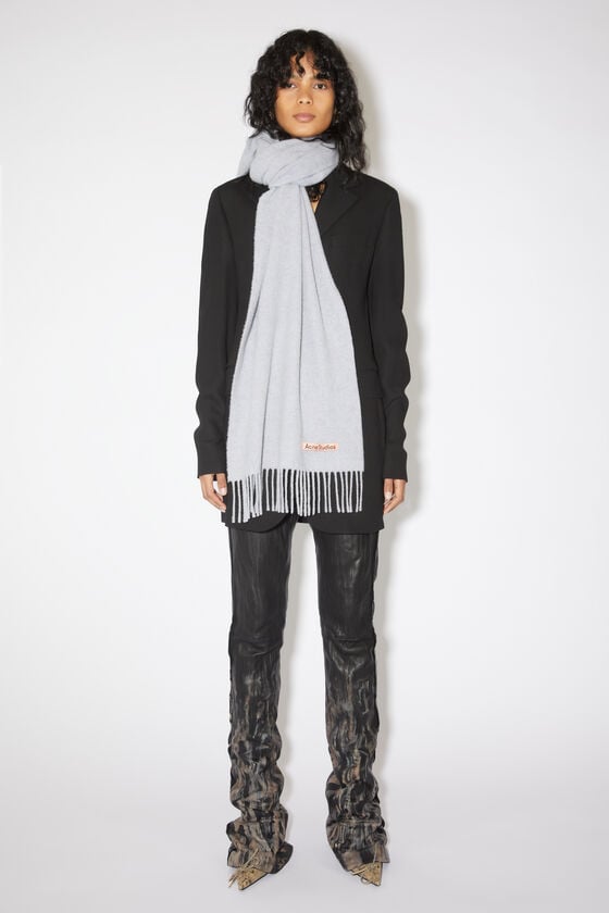Acne Studios Schmaler Fransen-Schal aus Wolle Kostenlose Rückgabe