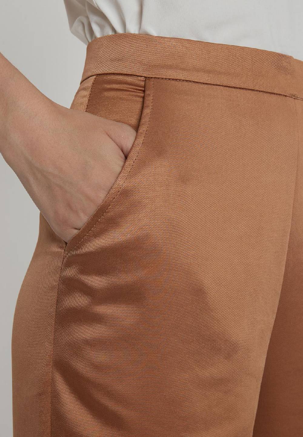 Ana Alcazar Satinhose Pahisea Fabrikpreis