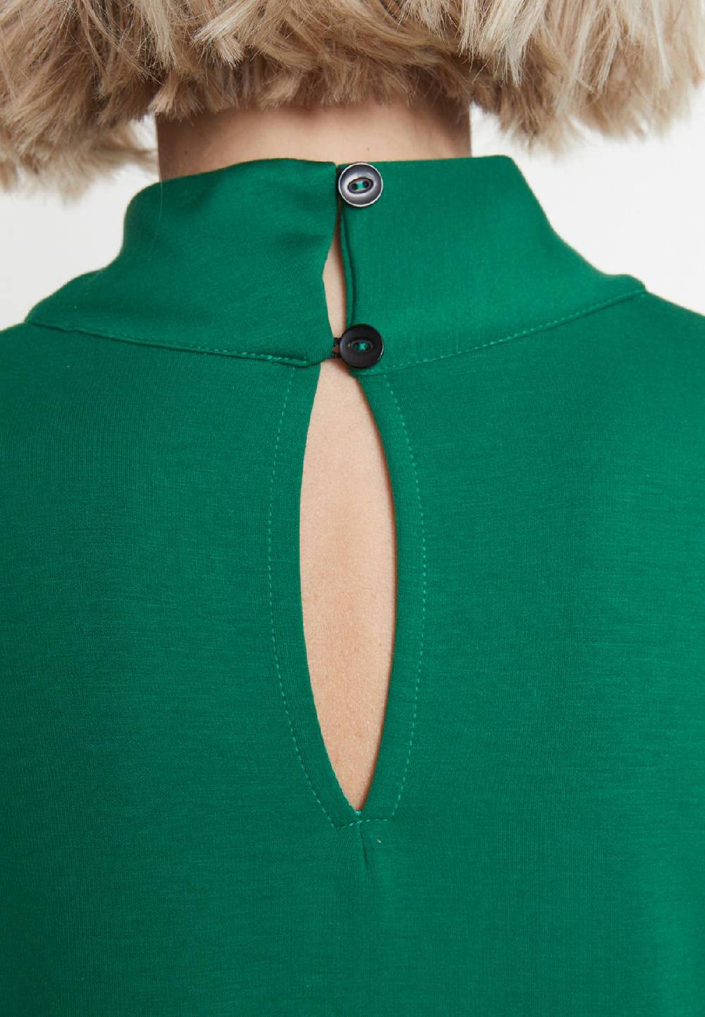 Ana Alcazar Longtop Menka Auslauf
