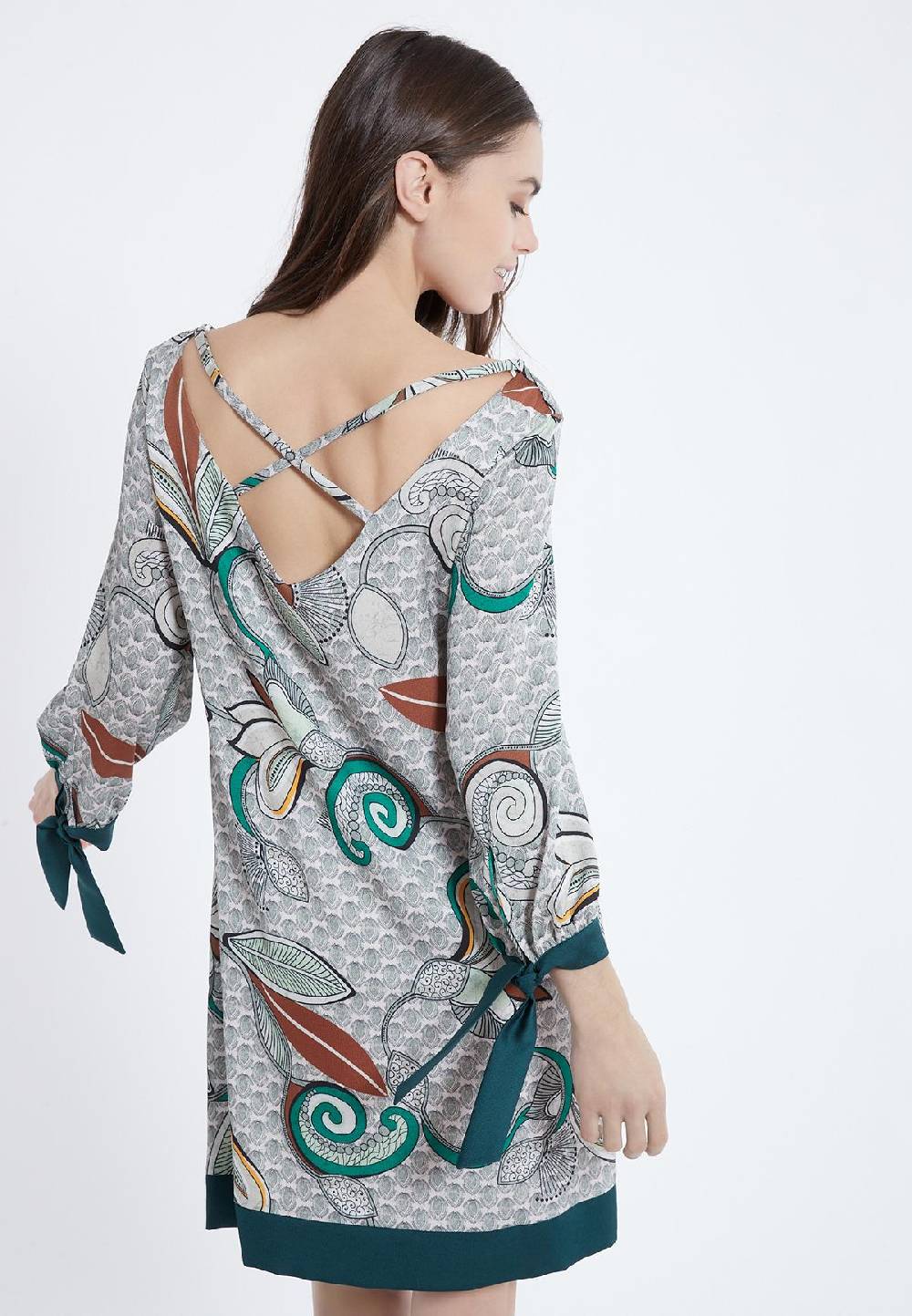 Ana Alcazar Ausschnitt Kleid Zesmy Kauf eins, bekomm eins gratis