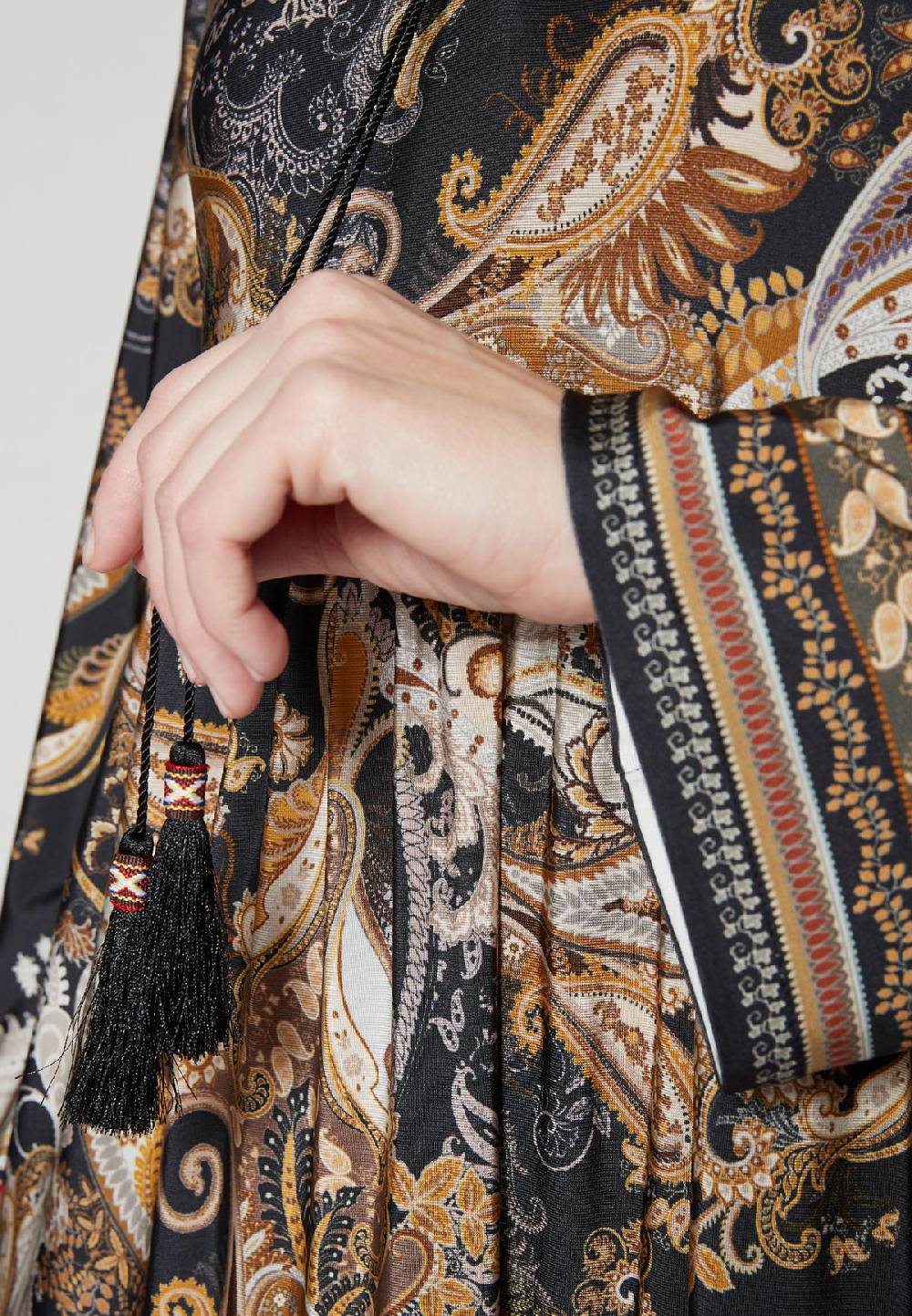 Ana Alcazar Empirekleid Hibora Riesige Rabatte