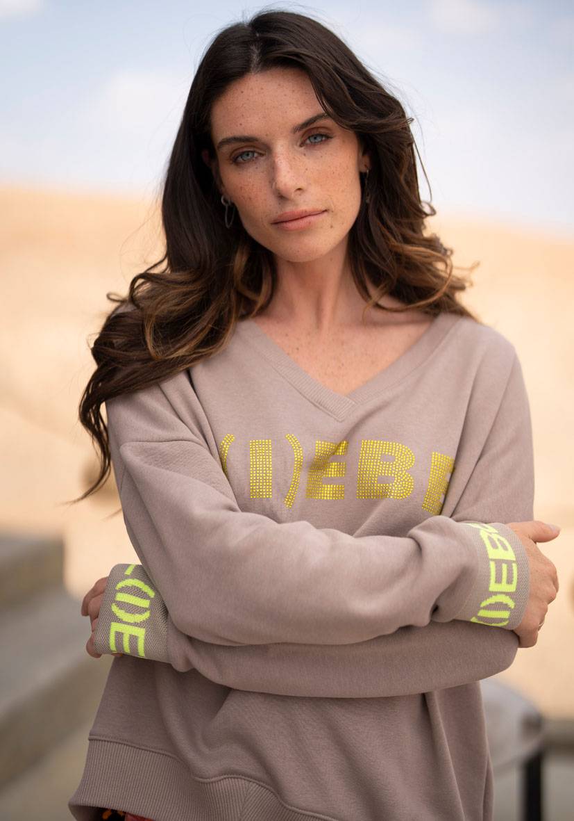 Miss Goodlife V-Neck L(i)ebe Strass – sand/neonyellow Super Sparpreis