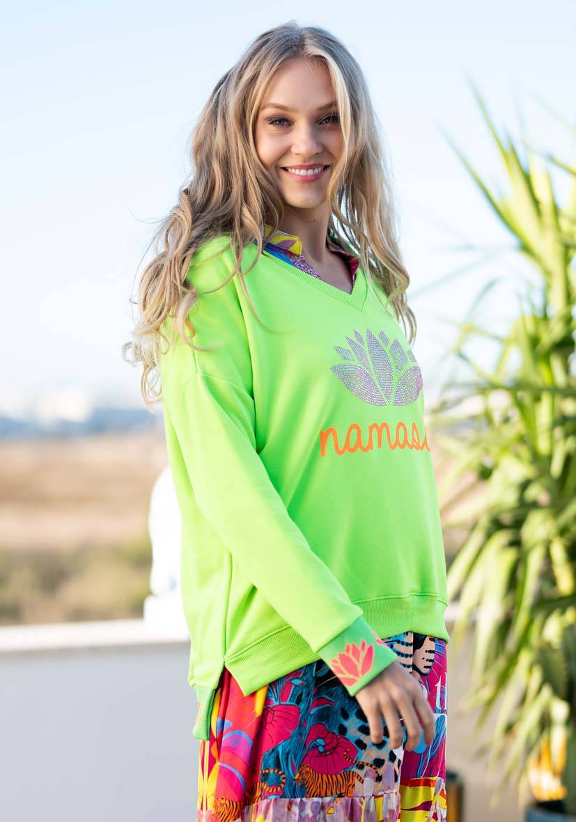 Miss Goodlife V-Neck Namasté Strass – neongreen/neonorange Black Friday Preise