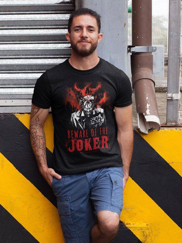Nastrovje Potsdam Batman World Burn T Herren T-Shirt schwarz Neueste Mode