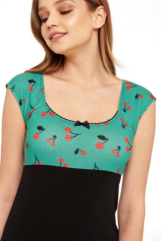 Nastrovje Potsdam Pussy Deluxe Cat Cherries Basic Shirt schwarz / grün allover Lagerräumung
