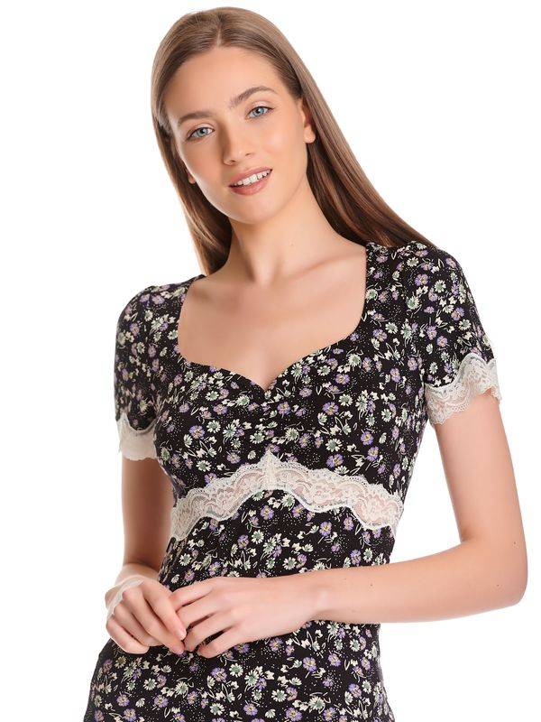 Nastrovje Potsdam Vive Maria Midnight Flower Damen T-Shirt schwarz allover Letzter Tag