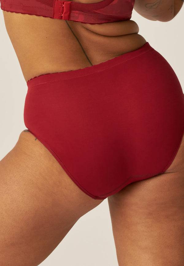 Naturana Minimizer Slip im Blumenmuster - Deep Claret Zeitbegrenzte Promotion
