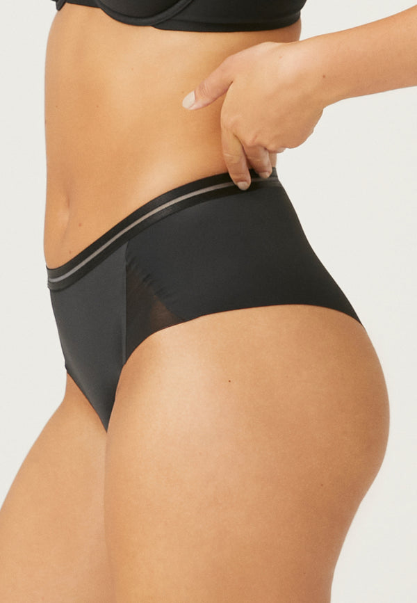 Naturana Clean Cut Panty mit Mesh-Details - Schwarz Bis zu 60% Rabatt