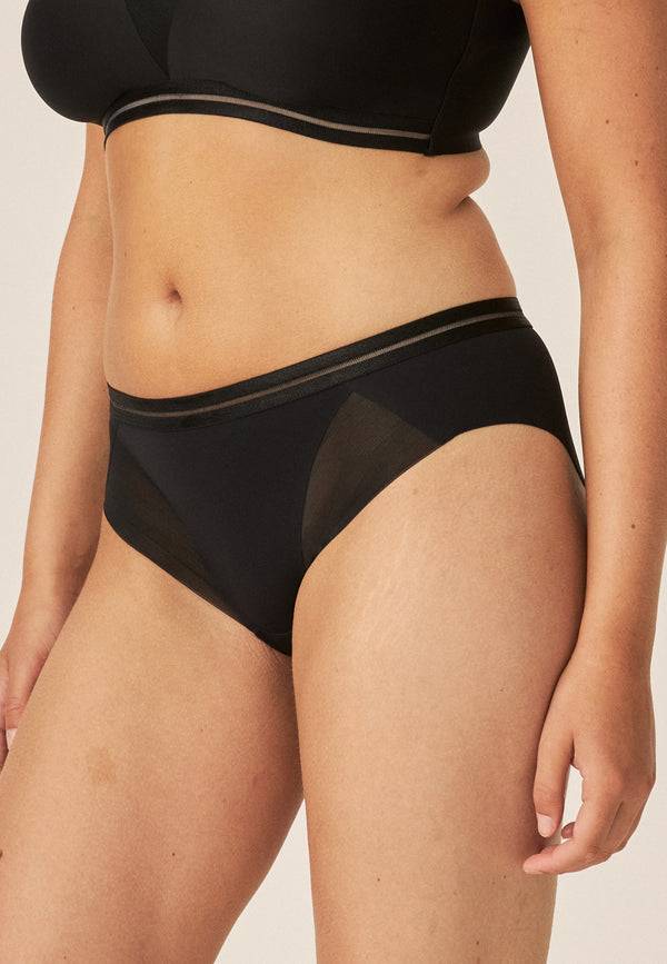Naturana Clean Cut Slip mit Mesh-Details - Schwarz Im Verkauf