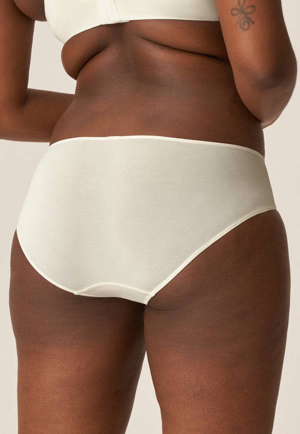 Naturana Softer Slip mit Glanzband - Ecru 50% Rabatt für begrenzte Zeit