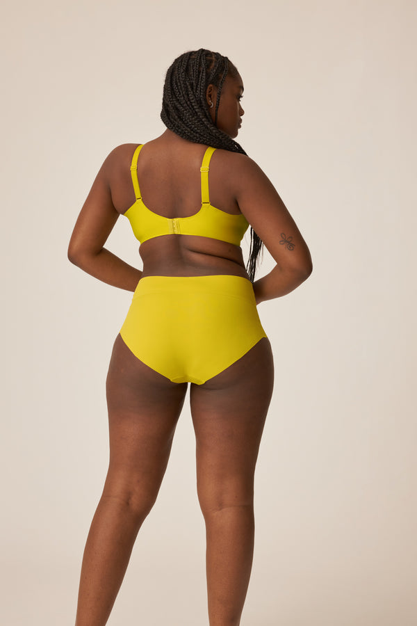 Naturana High Waist Slip mit leichtem Shape-Effekt - Golden Olive Wochenangebot