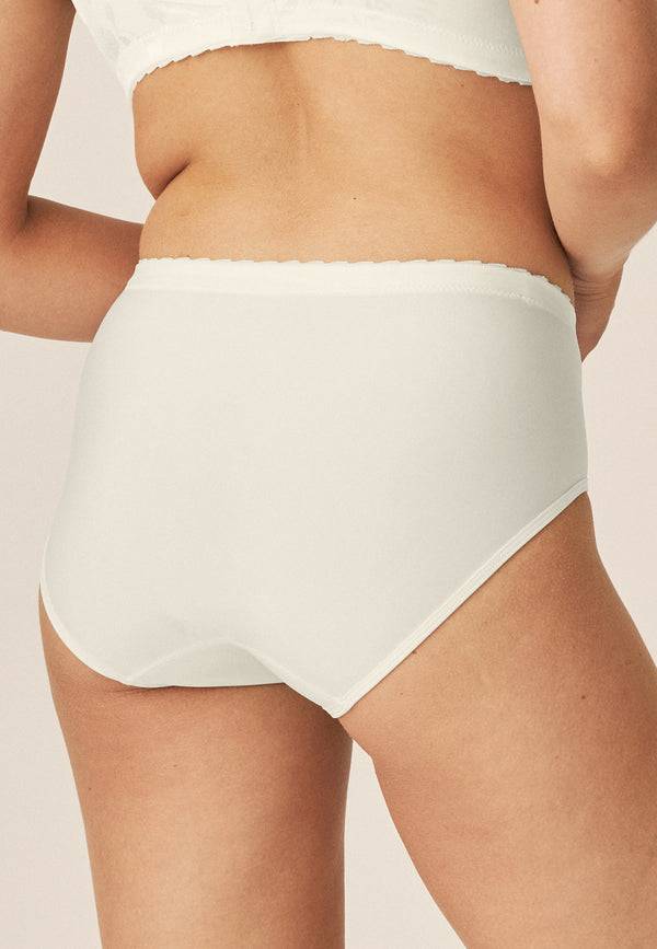 Naturana Minimizer Slip mit Blumenmuster - Champagner Bis zu 50% Rabatt