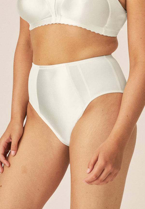 Naturana Minimizer Slip - Champagner Vierteljährliche Förderung