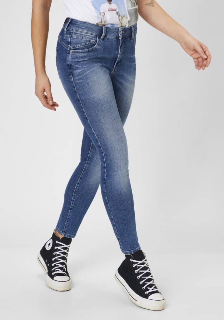 Paddocks LUCY MOTION&COMFORT schmale Passform - mid blue authentic wash Tägliche Deals