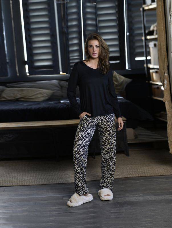 Ringella Pyjama mit V-Ausschnitt Online Shopping