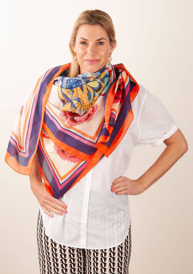 Grace Viereckstuch „Blumen“ Multicolor Begrenzt auf 3 Tage