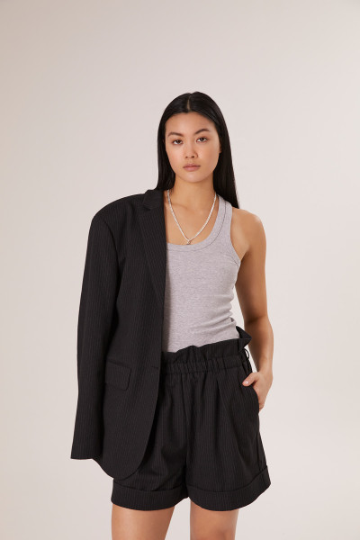 Sosue Shorts Pinstripe Black Saisonale Angebote