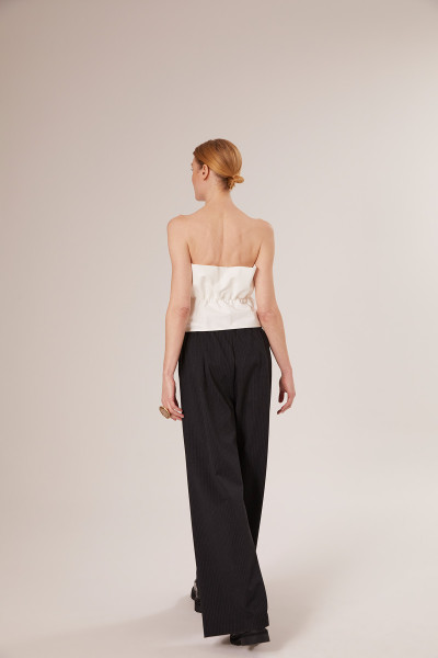 Sosue Pleat Top White Riesige Ersparnisse