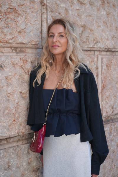 Sosue Pleat top Navy Tiefpreis