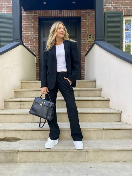 Sosue Hose Karoline Black Nur für heute