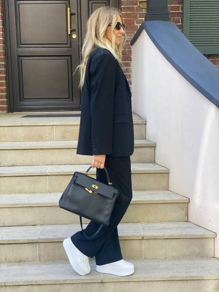 Sosue Hose Karoline Black Nur für heute