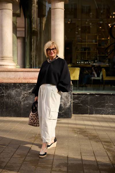 Sosue Pullover Antonia Cropped Black Rabatte dieses Monats