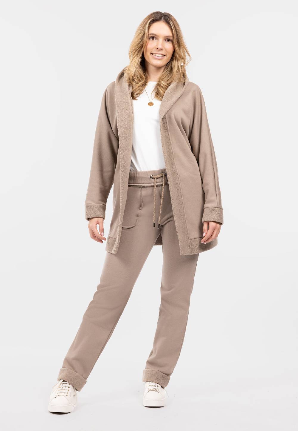 Suri Frey Sweathose SFY Freyday Cyber Monday